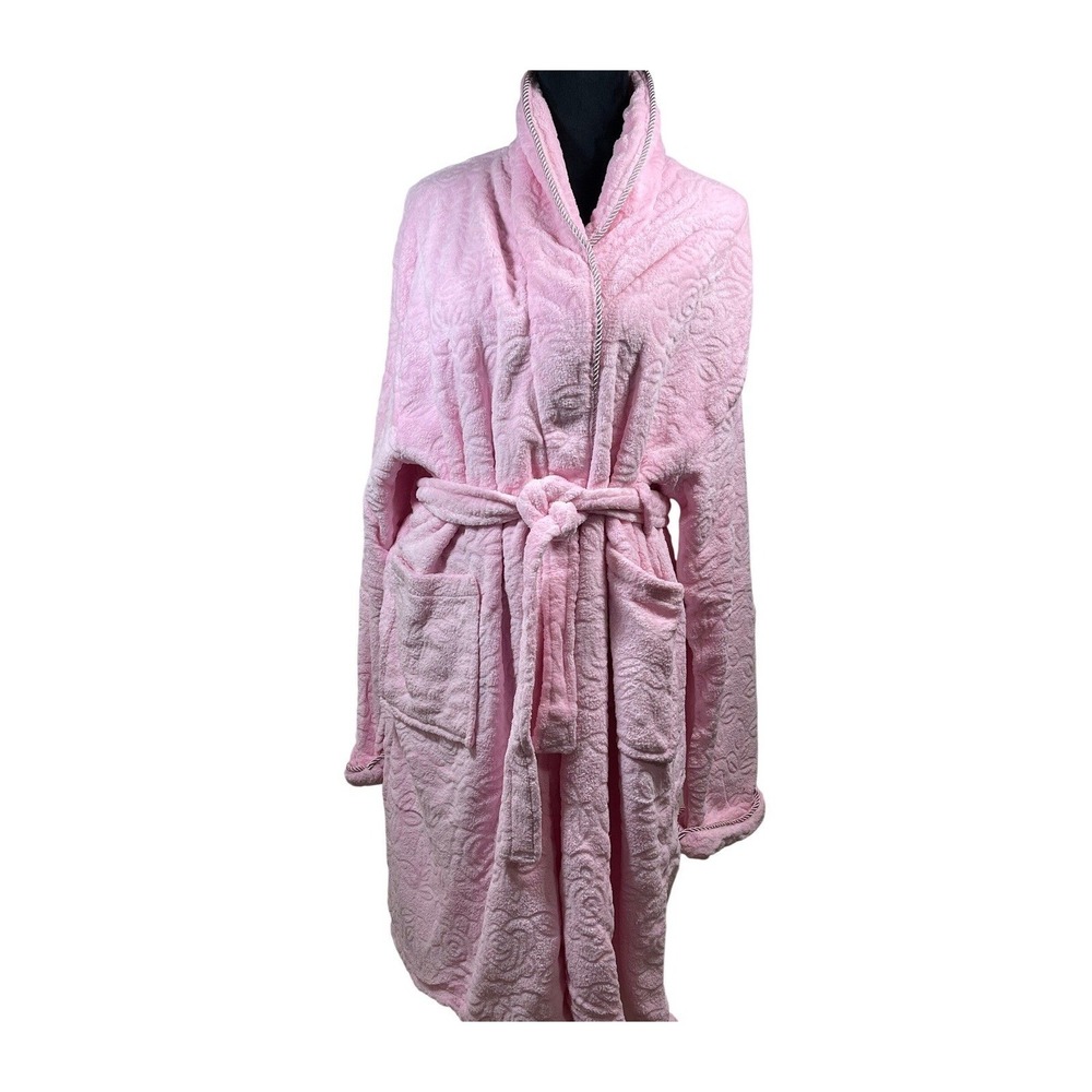 NWT vintage Hotel Spa Collection Pink Sculpted Floral Robe House Coat feminine